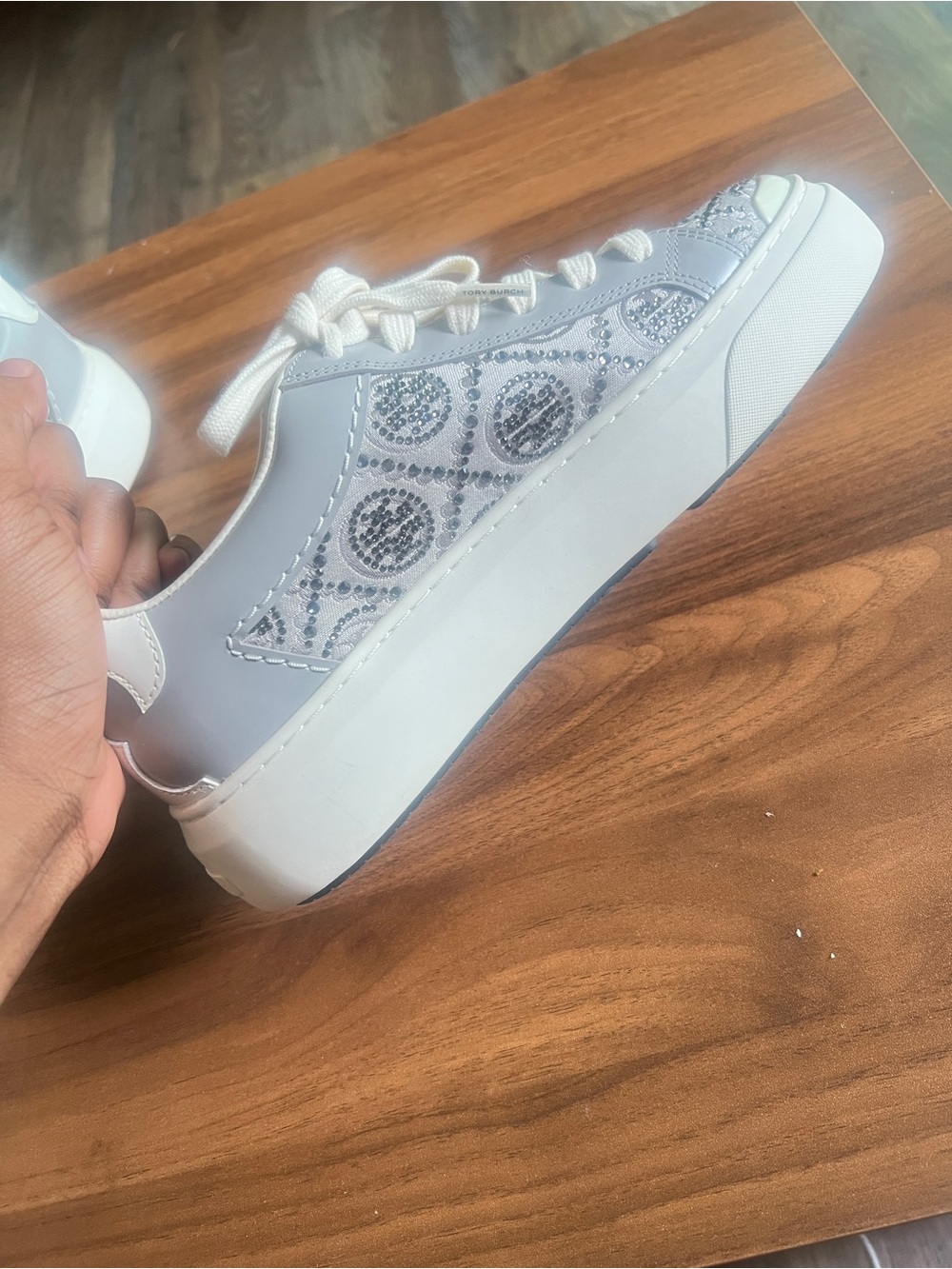 Tory Burch T Monogram LadyBug Sneaker (sz 7.5) - Picture 5 of 6